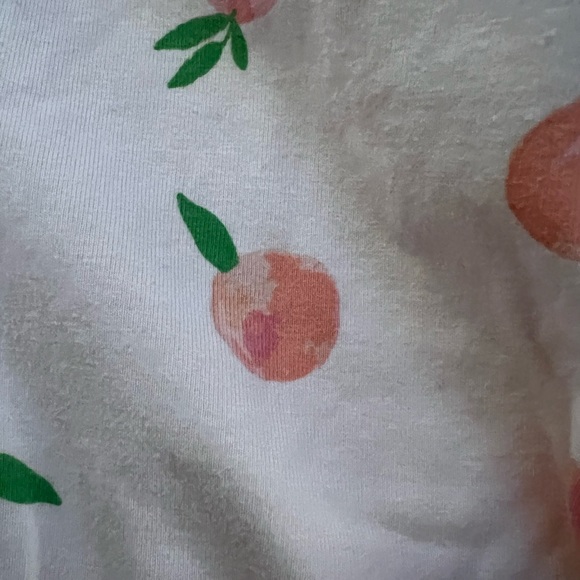 Catherine Malandrino peach onesie. Never worn. Size 6-9m - Picture 2 of 3